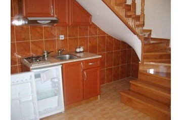 Сімейний пансіонат Bar 2